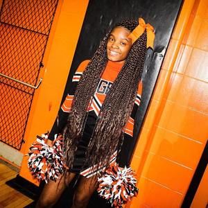 Meet your Posher, Santasha